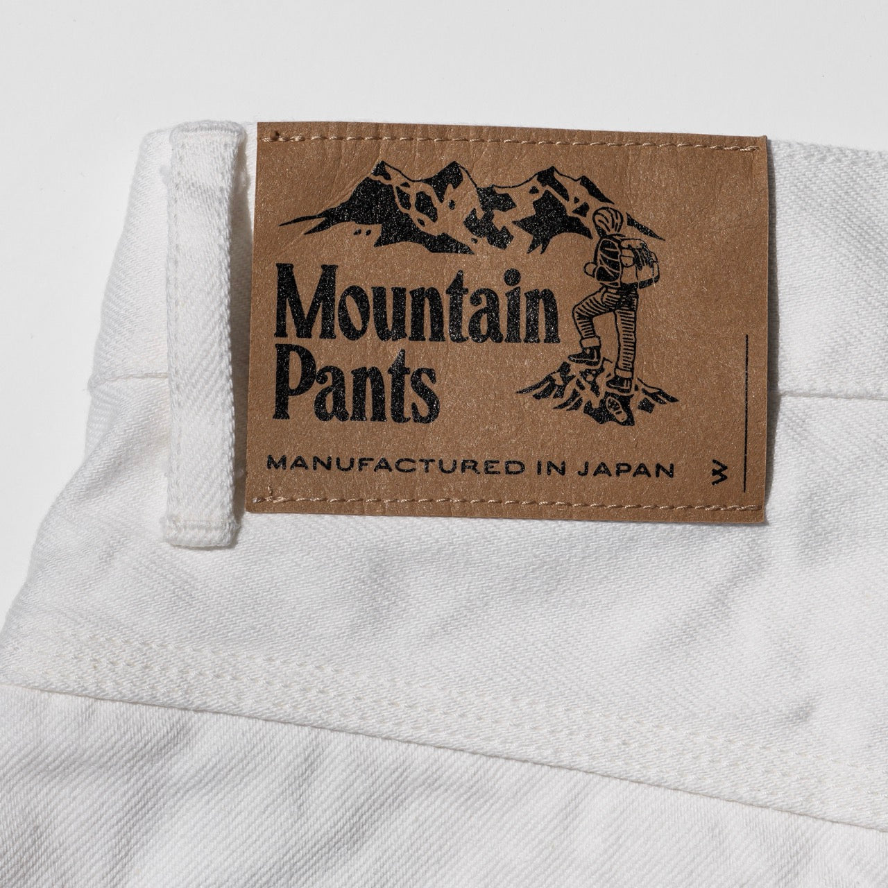 [Coming soon...] White Denim Suspender Pants – Straight Fit