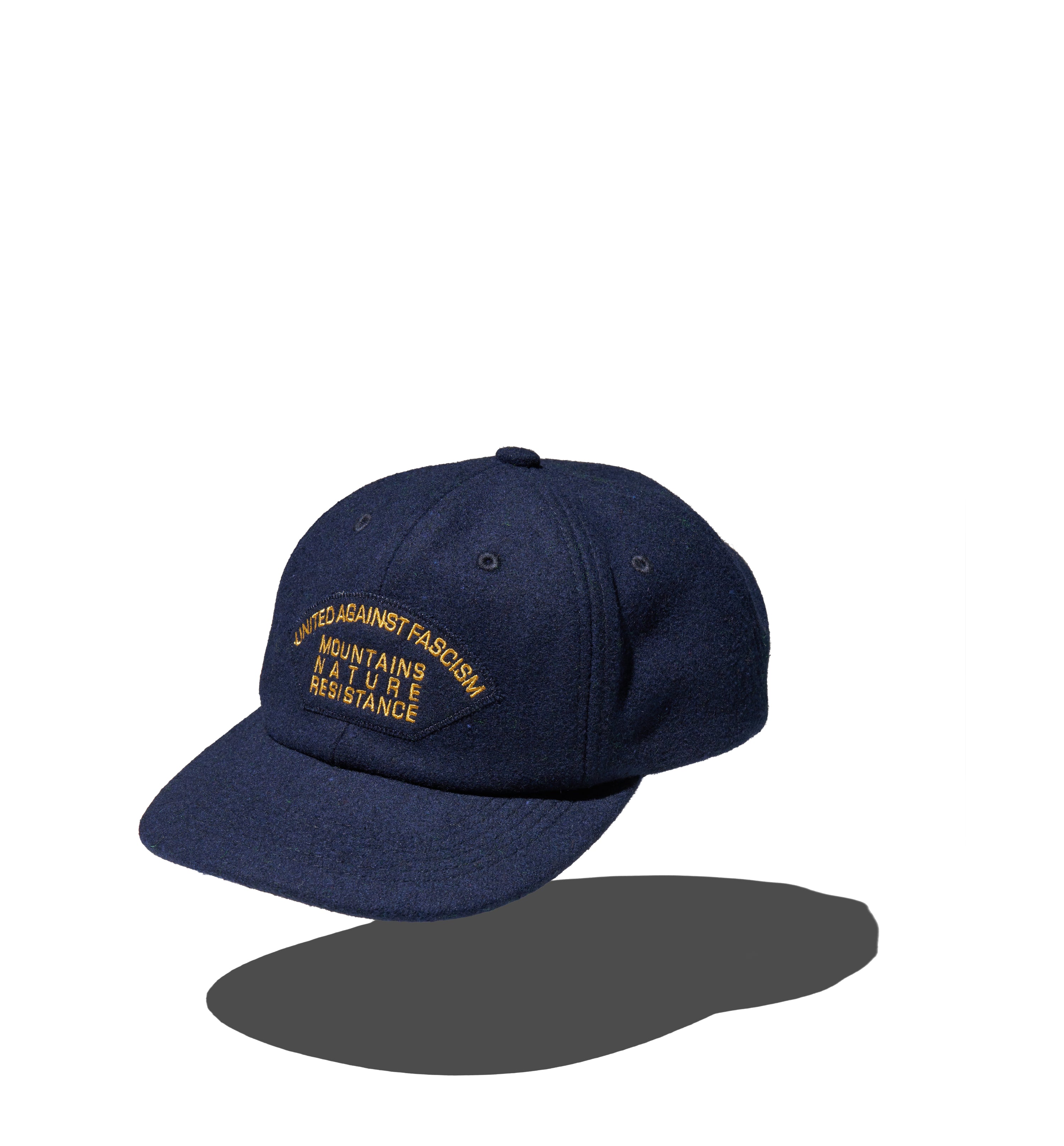 "MOUNTAINS NATURE RESISTANCE" CAP