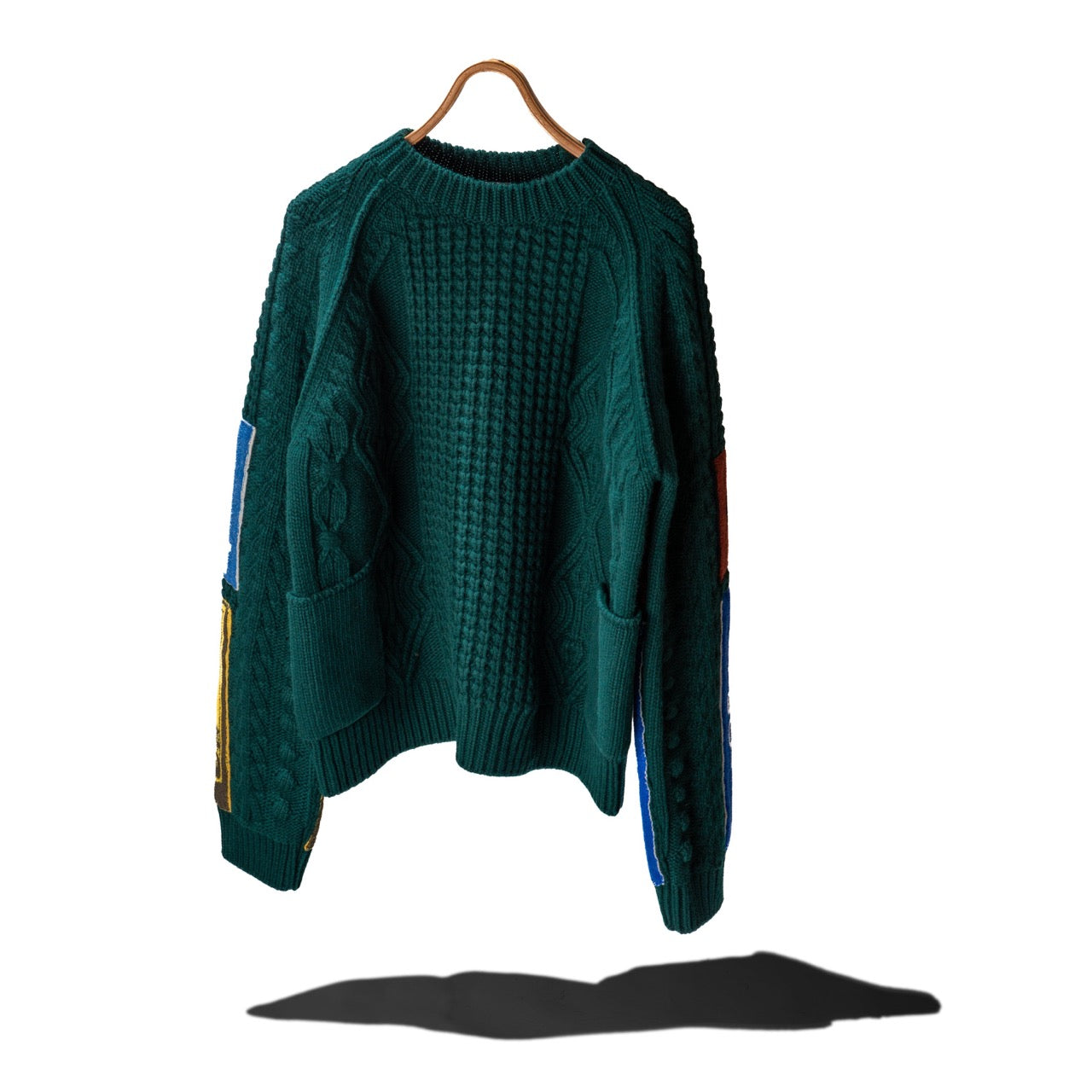 MOUNTAIN SUPPORTER JUMPER – WORDS, SOUNDS, COLORS & SHAPES JAPAN