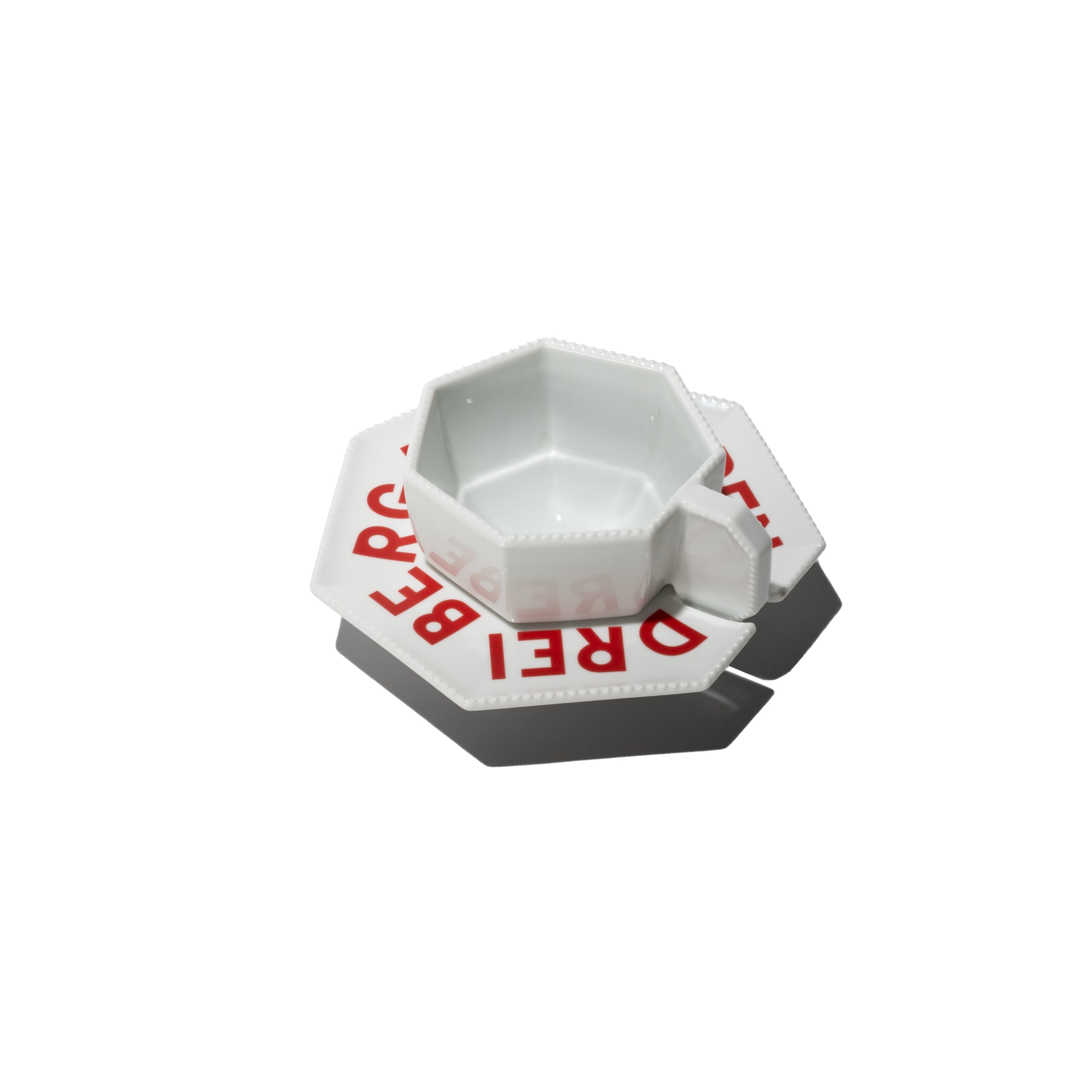 DIE DREI BERGE PORCELAIN CUP